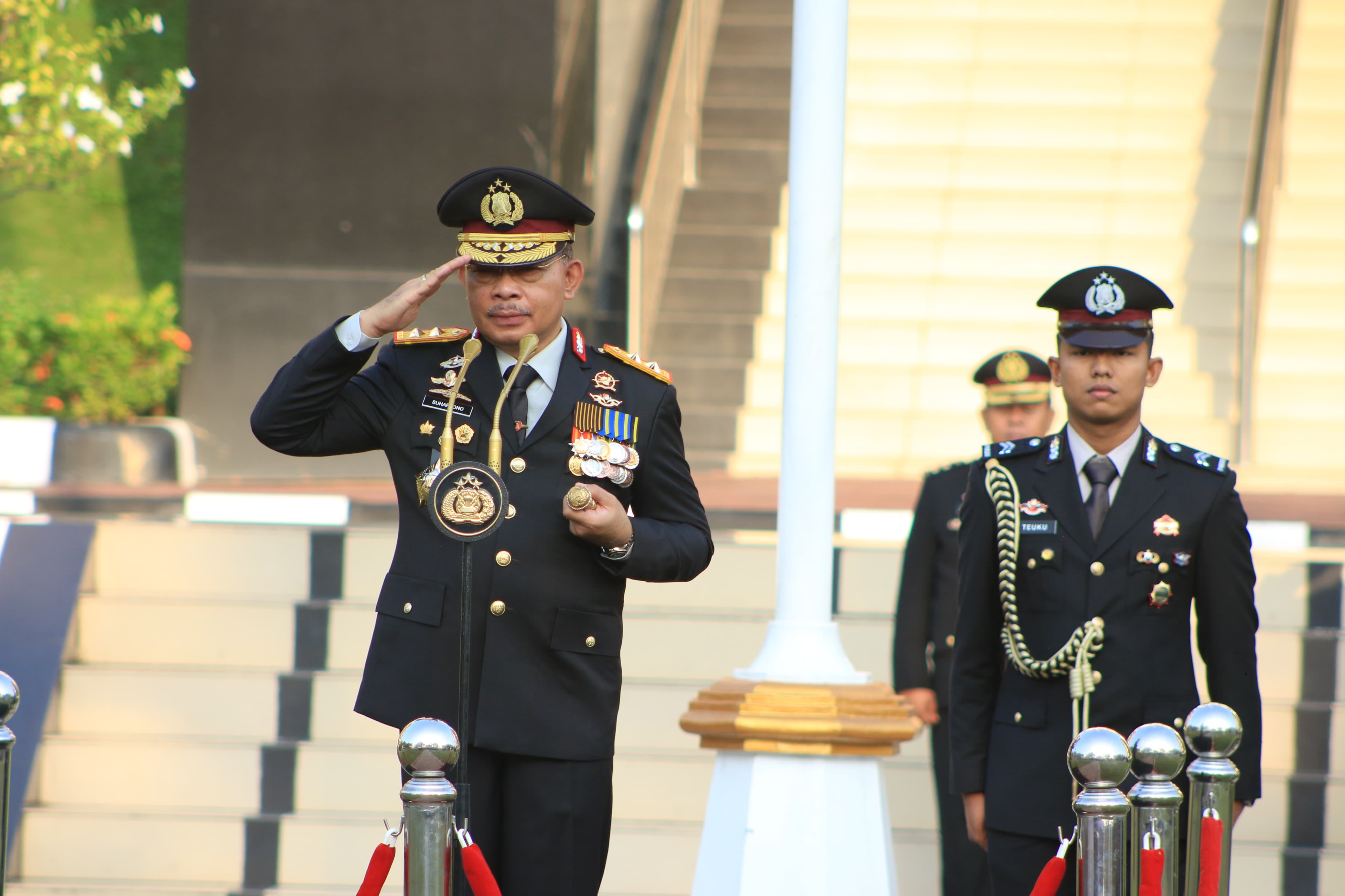 Kapolda Sumbar Pimpin Upacara hari Kemerdekaan Republik Indonesia ke 79