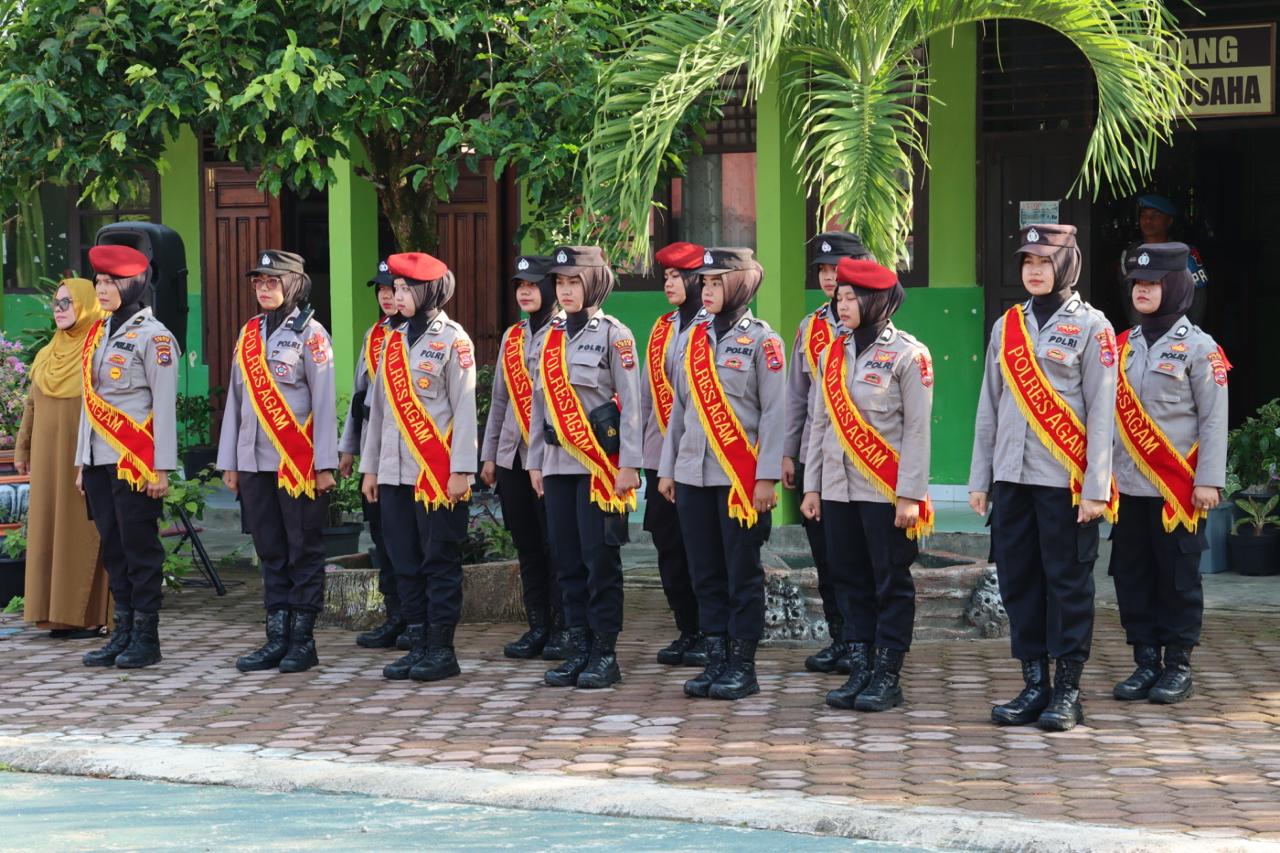 Polwan Polres Agam laksanakan Kegiatan Goes to School