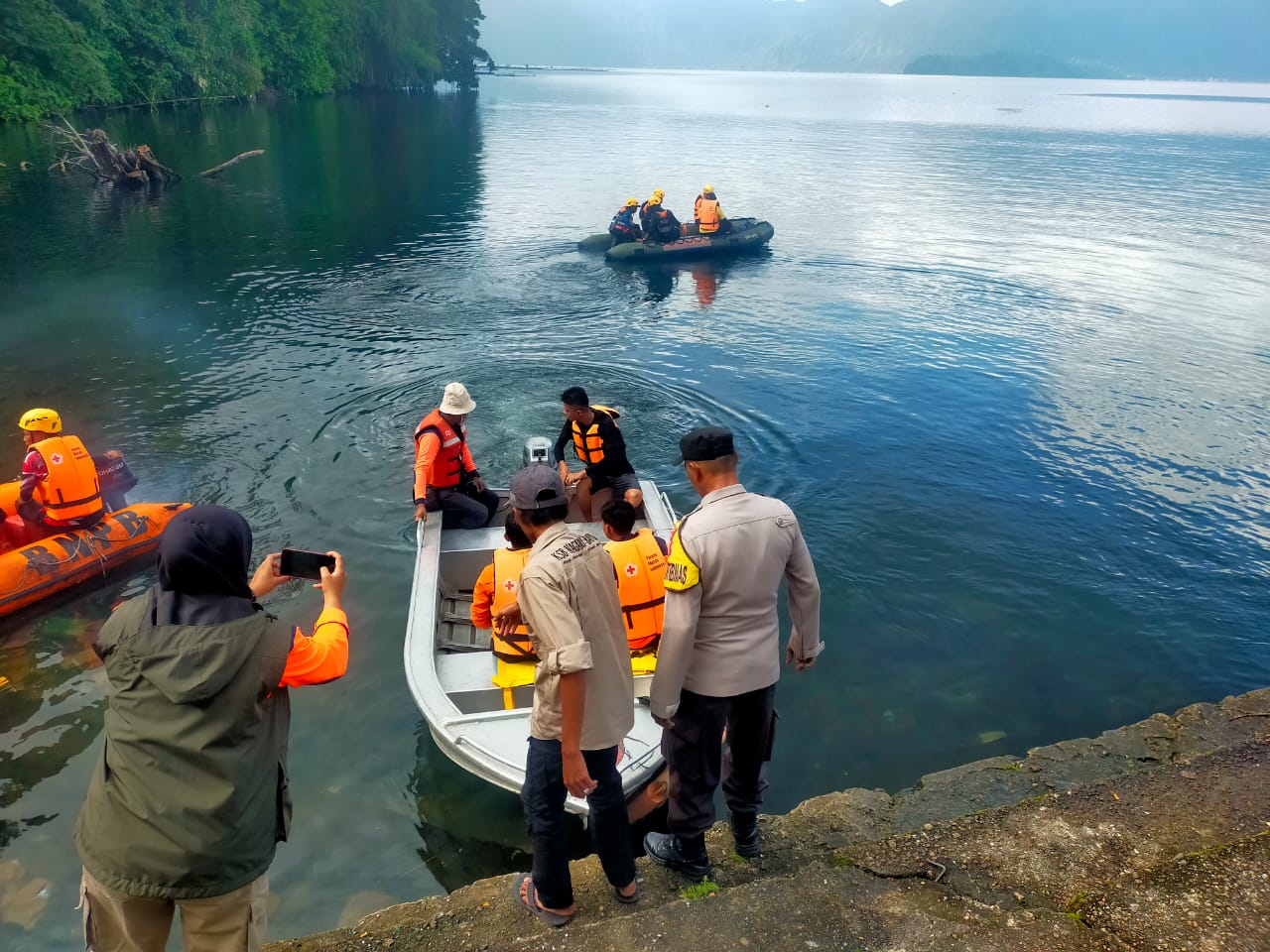 Pencarian Nelayan Hilang di Danau Maninjau Masuki Hari Kelima, Polisi Terus Berupaya