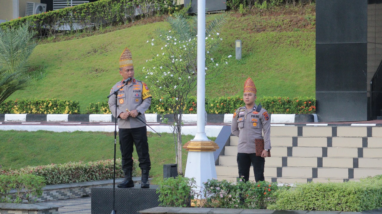 Pimpin Apel Pagi, Kapolda Sumbar Sampaikan Beberapa Hal kepada Personel Polda Sumbar