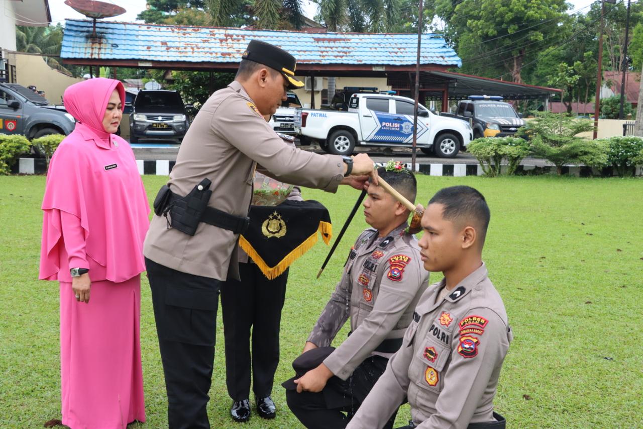 Polres Agam Bentuk Karakter Bintara Muda Melalui Tradisi Penerimaan yang Menantang