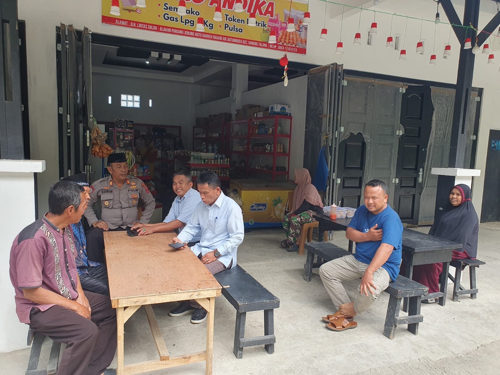 Kasat Binmas Polres Solok Laksanakan Kegiatan Jumat Curhat di Nagari Aia Batumbuak