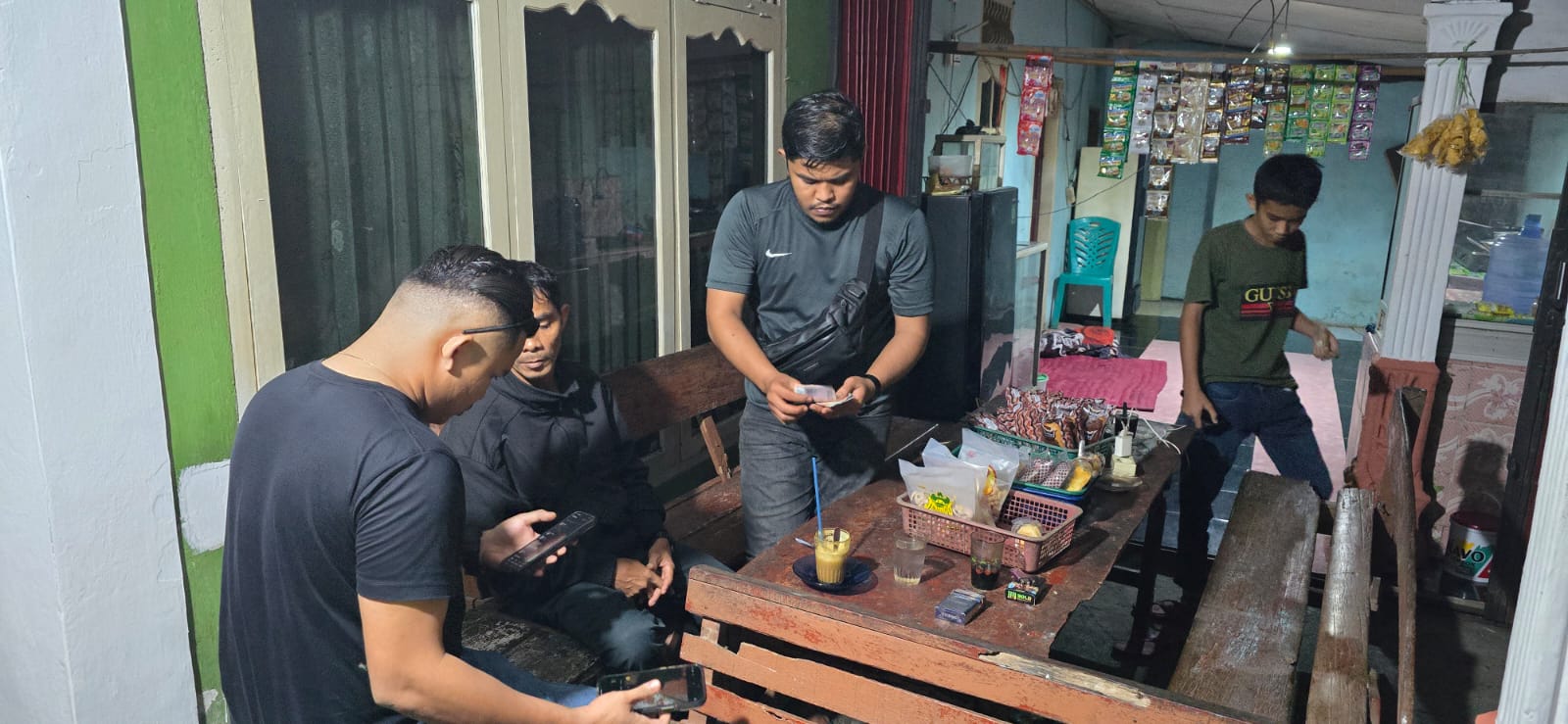 Operasi penyakit masyarakat, Polres Agam Tangkap pemain judi jenis togel.