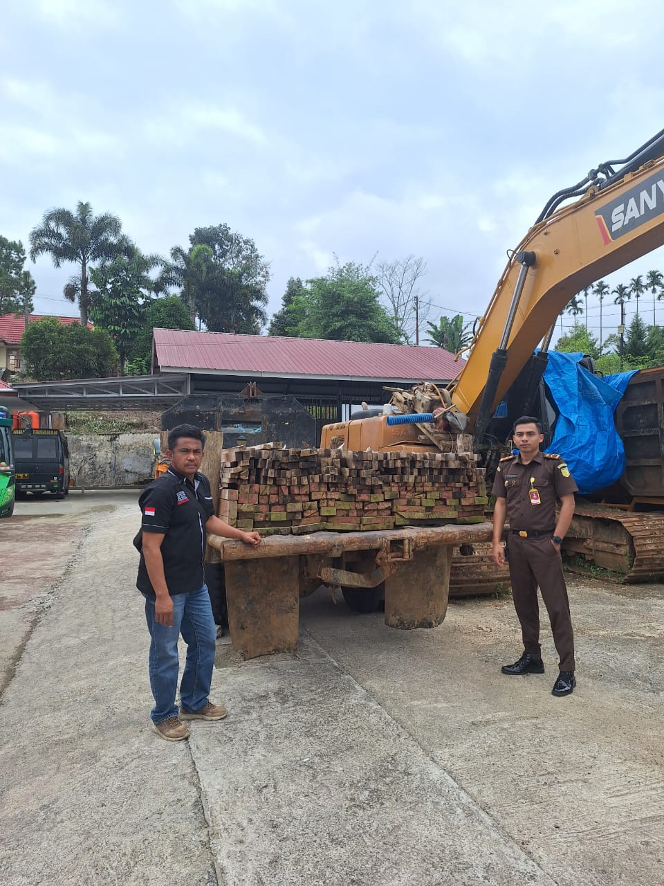 Klarifikasi Polres Solok Selatan Terkait DPO Eri Kabau dan Pengembalian Barang Bukti Excavator